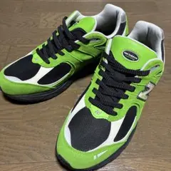 new balance 2002 スニーカー