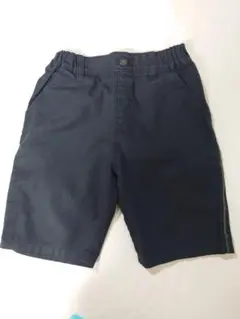 120センチ　コムサフィユ　黒　ハーフパンツ