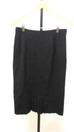 ビンテージ 昭和レトロ ＃380 レディース 黒のタイトスカート 部分プリーツ