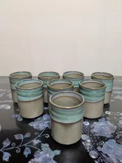 陶器製 湯飲み 8個セット　美品