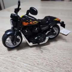バイク型おもちゃ 炎のグラフィック付き - メルカリ