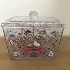 2019年　サンリオ　ハローキティ 仕切り付き　小物入れ クリア