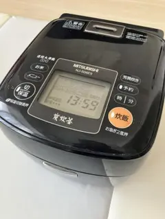 MITSUBISHI NJ-S06E9 炊飯器 3合炊きのサムネイル