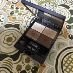 DECORTE アイグロウジェムプレスドコンパクト 01 frosty dawn