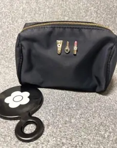 MARY QUANT ポーチ