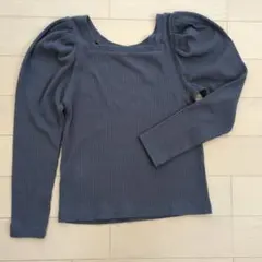 スクエアネック 長袖 Tシャツ