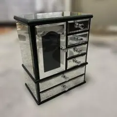 アンティーク調のミラージュエリーボックス全面鏡張り