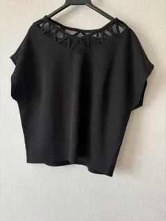 INGNI/メッシュディテール付き ブラック半袖Tシャツ カットソーのサムネイル