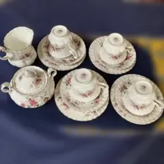 大幅値下げ WEDGWOOD ハザウェイローズ ティータイムセット - メルカリ