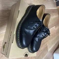 Dr. Martens ブラック レースアップシューズ