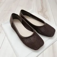 フラットメッシュスクエアパンプス　ブラウン　Mサイズ　ぺたんこシューズ　23cmのサムネイル
