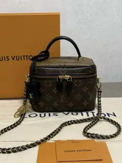 Item thumbnail for item 42514900-955d-4203-8427-0bd443a85563