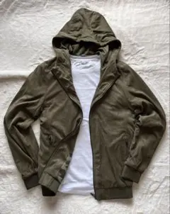 オススメ❗️ZARA カーキ スウェード調 ジッパー フードジャケット パンチ加工