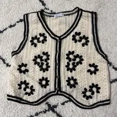 『最終お値下げ』rêve bleu 花柄刺繍 ノースリーブニットベスト