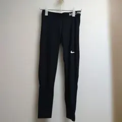 NIKE PRO ブラックレギンス