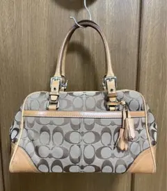 COACH コーチ シグネチャー タッセル付き ミニボストンバッグ カーキ