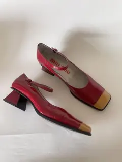 MiuMiu ミュウミュウ赤 エナメル アンクルストラップ パンプス