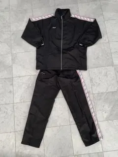 asics ★ウインドブレーカー★上下セット★ブラック ジャケットとパンツセット