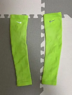 Nike breaking2 蛍光イエロー アームウォーマー S/M