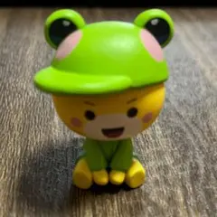 カエル帽子を被ったキャラクター フィギュアのサムネイル