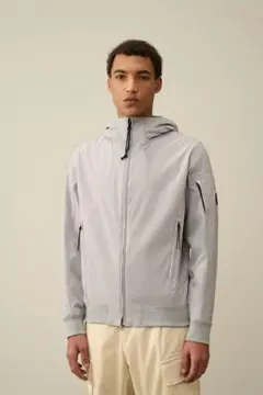 C.P. Company ボンバージャケット ソフトシェル ホワイト ブルゾン