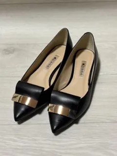 DIANA 黒 ポインテッドトゥ フラットシューズ　22cm