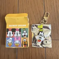 グーフィー シークレットチャーム キーホルダー