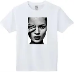 Item thumbnail for item 92793367-7684-4c24-b0b1-09a0ae46854e