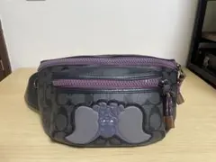 COACH ダンボ ボディバッグ