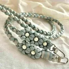 ストラップ　ショルダー　スマホ　花　フラワー　コットンパール　ブルー　パラコード