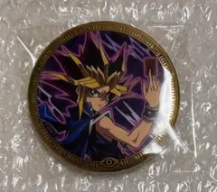 遊戯王 GiGOコラボカフェ おっきめメタリック缶バッジ 闇遊戯のサムネイル