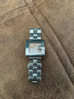 電池交換済 研磨済 グッチ GUCCI 1900L ブルーサンレイ文字盤 - メルカリ