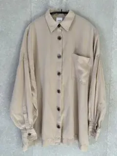Spick&Span ベージュ 長袖シャツ
