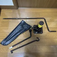 ハイラックスサーフ185車載工具のサムネイル