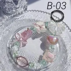 ハートリボン キラキラビーズストラップ