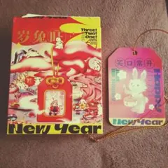 popmart お守り おまもりペンダント　INSTINCTOY