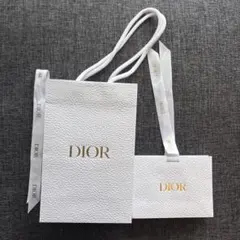 Dior ホワイトショップ袋 2枚 リボン付き