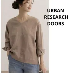 URBAN RESEARCH DOORS リネンVネックブラウス