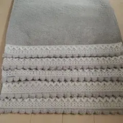 ソファカバー三人掛け（グレー刺繍ポンポンタッセル）のサムネイル