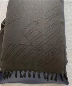 A-3. EMPORIO ARMANI マルチに使える大判バスタオル