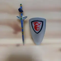 ドラゴンクエスト　フィギュア　ぎんがのつるぎ/戦士の大盾