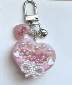 Item thumbnail for item cebb55b4-bdc6-42d0-bb7f-716c3d4a280d