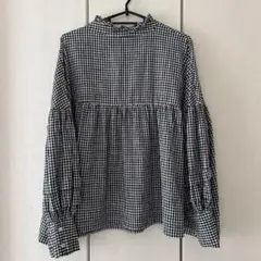 ギンガムチェック柄 黒×白 フリルネックシャツ✨️ブラウス フリーサイズ