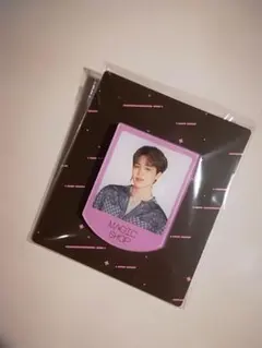 MAGIC SHOP アクリルバッジ ジミン BTS