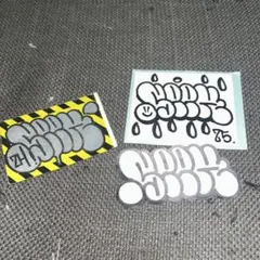 Item thumbnail for item 28016764-20fd-421f-993b-4b83380baf44