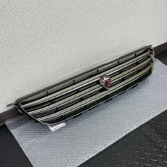 新品未使用】アルテッツァ トヨタ フロントグリルエンブレム ブラック