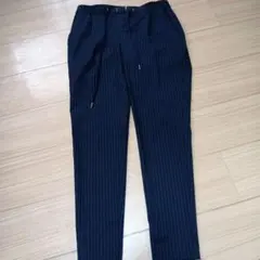 ネイビー カジュアルパンツ