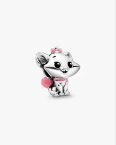 海外パーク正規品】PANDORA disneyチャーム マリーちゃん - メルカリ