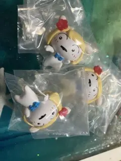 ギャルなクレヨンしんちゃん　シロ　3匹セット　ガチャ