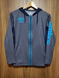 umbro アンブロ　フルジップフード付きパーカー Sサイズ　160cm